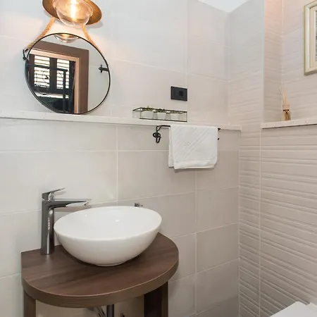 Apartment Amaizing Near Airport