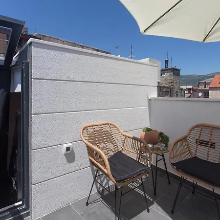 Apartment Amaizing Near Airport *